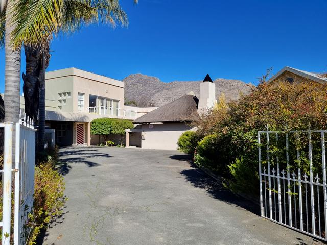 4 Bedroom Property for Sale in Ceres Western Cape